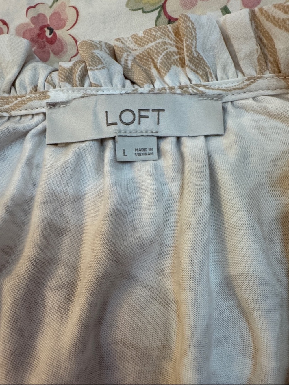 Loft Floral Blouse - Picture 2 of 4